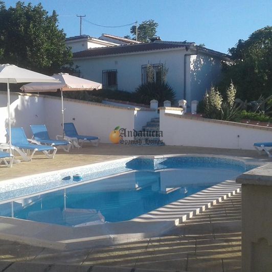 Image No.1-7 Bed Property for sale