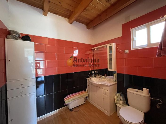 Image No.57-7 Bed Property for sale