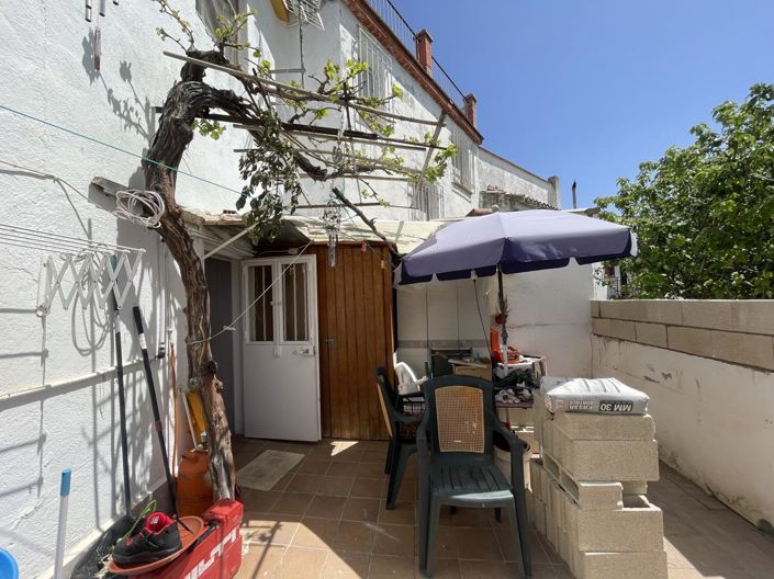 Image No.3-2 Bed Property for sale