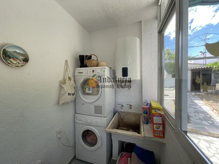 Image No.18-4 Bed Property for sale