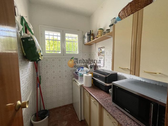 Image No.19-4 Bed Property for sale