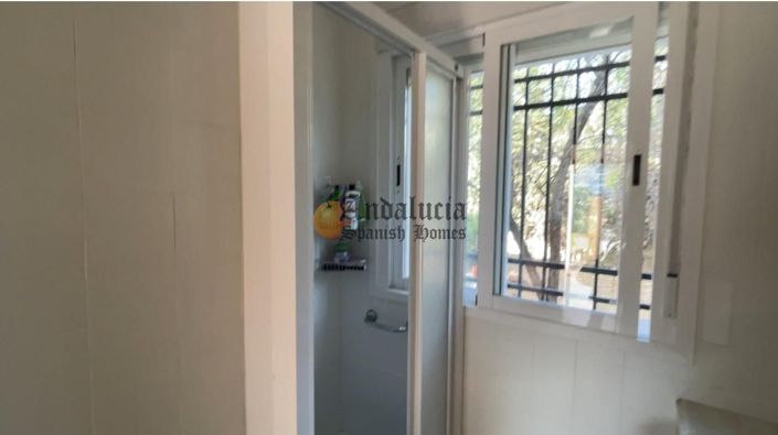 Image No.24-4 Bed Property for sale