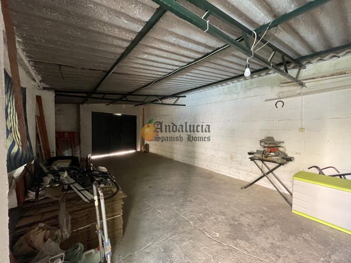 Image No.35-4 Bed Property for sale