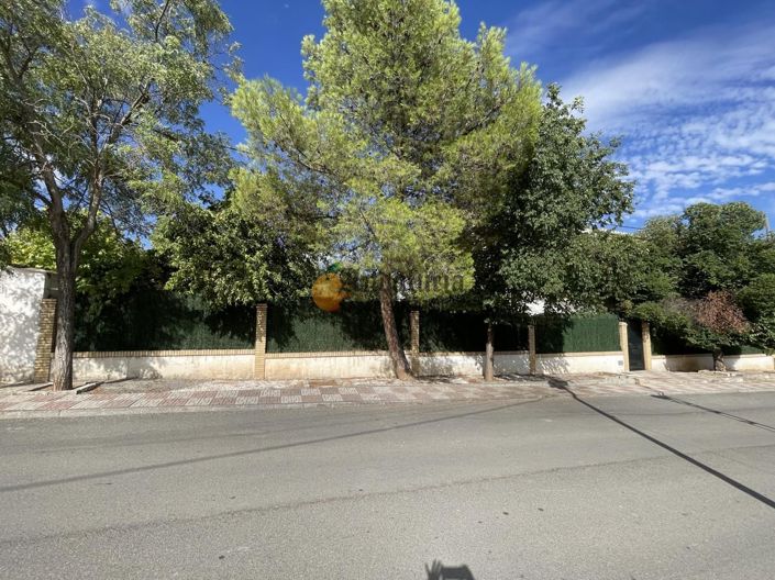 Image No.47-4 Bed Property for sale