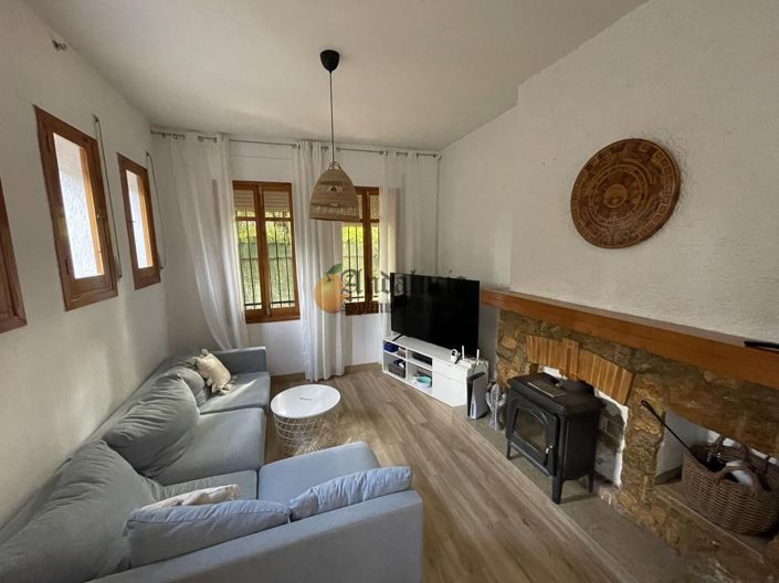 Image No.10-4 Bed Property for sale