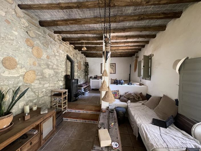 Image No.15-3 Bed Property for sale