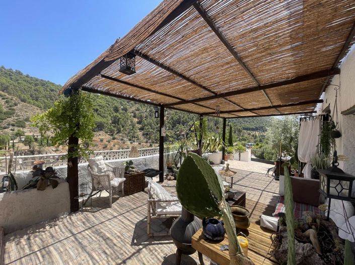 Image No.7-3 Bed Property for sale