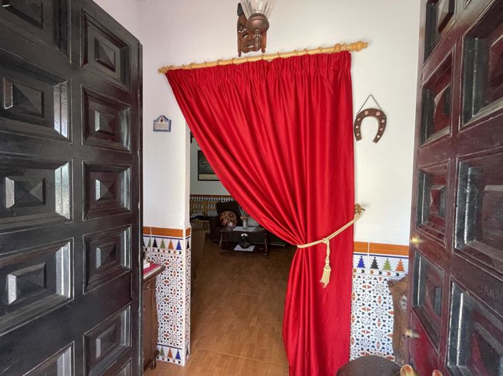 Image No.7-3 Bed Property for sale