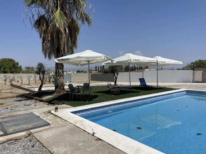 Image No.37-3 Bed Property for sale