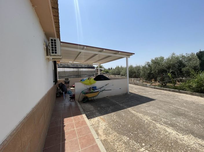 Image No.38-3 Bed Property for sale