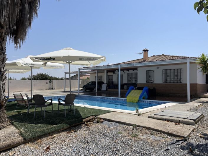 Image No.6-3 Bed Property for sale