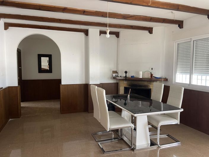 Image No.9-3 Bed Property for sale