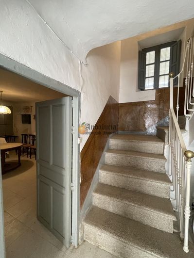 Image No.13-4 Bed Property for sale