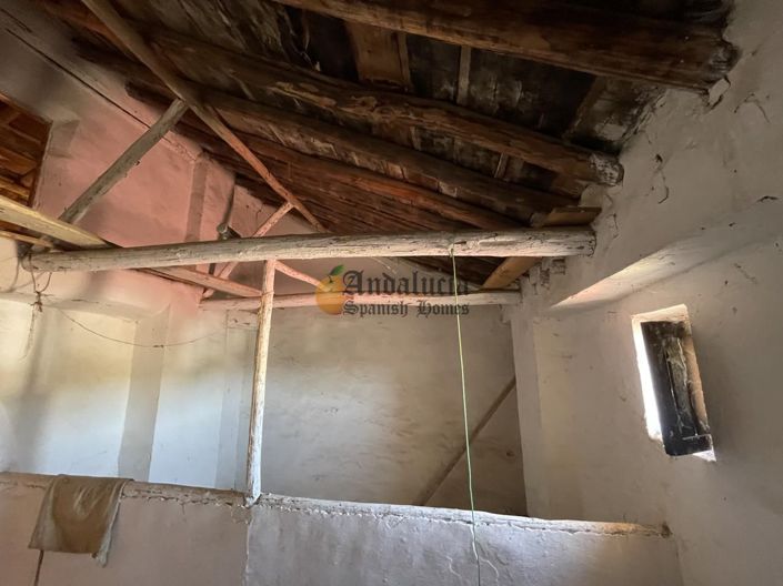 Image No.36-4 Bed Property for sale