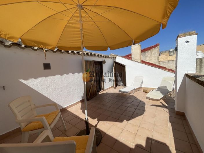 Image No.2-3 Bed Property for sale