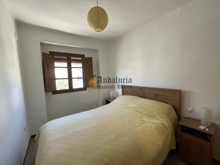 Image No.22-3 Bed Property for sale