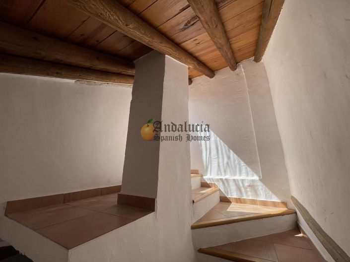 Image No.29-3 Bed Property for sale