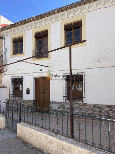 Image No.38-3 Bed Property for sale