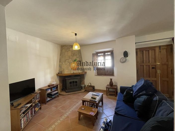 Image No.5-3 Bed Property for sale