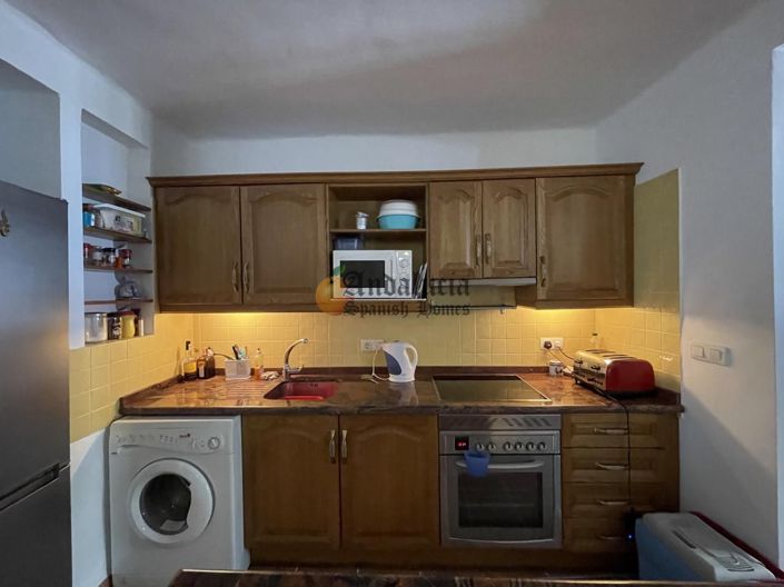 Image No.8-3 Bed Property for sale