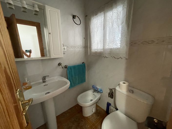 Image No.14-5 Bed Property for sale