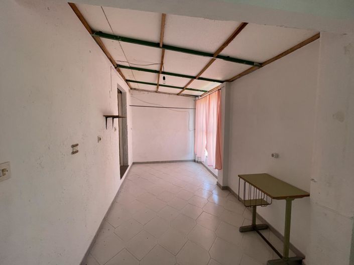 Image No.33-5 Bed Property for sale