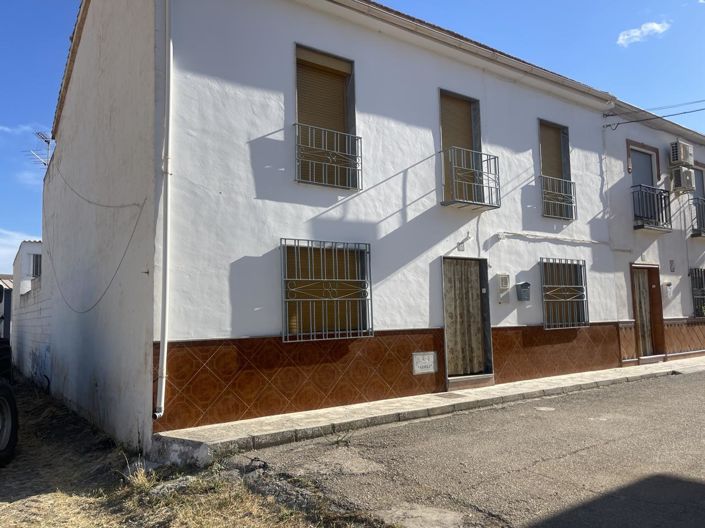 Image No.44-5 Bed Property for sale