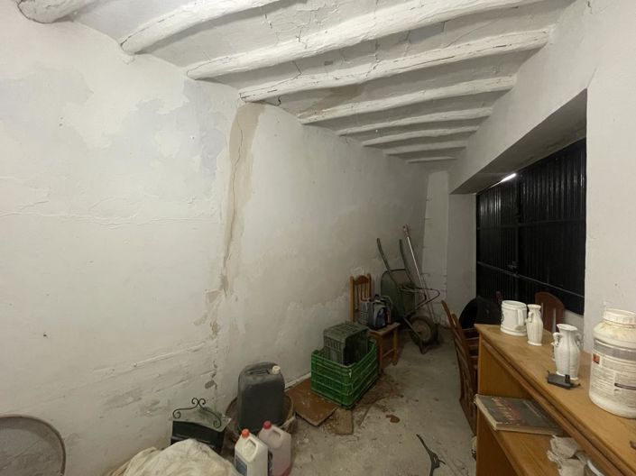 Image No.16-4 Bed Property for sale