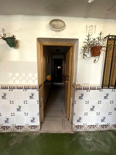 Image No.11-3 Bed Property for sale