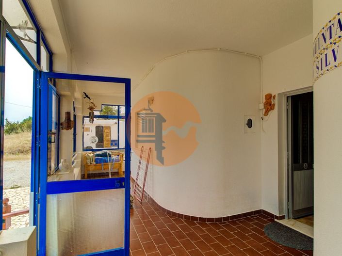 Image No.13-6 Bed House for sale