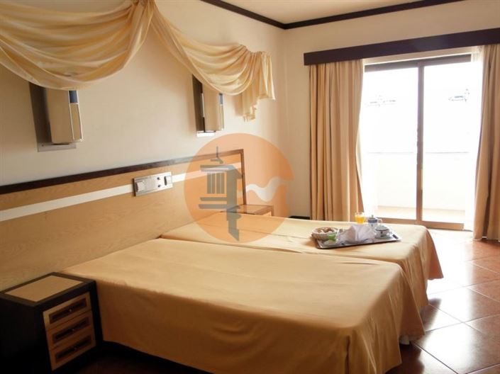 Image No.25-80 Bed Apartment for sale