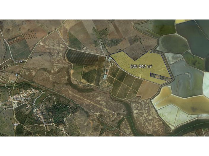 Image No.24-4 Bed Farmhouse for sale