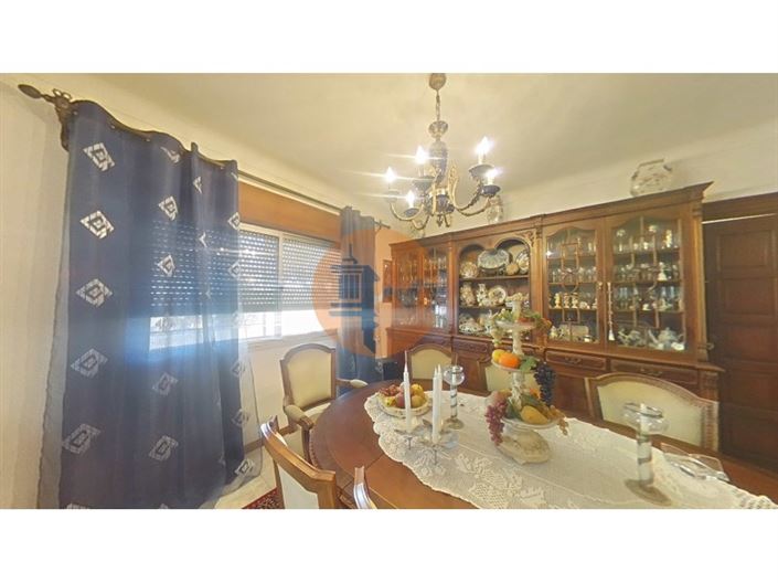 Image No.28-2 Bed House for sale