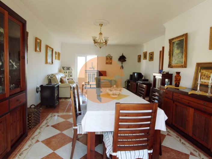 Image No.7-3 Bed House for sale