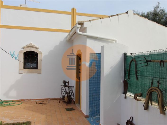 Image No.17-3 Bed House for sale