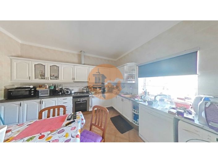 Image No.21-3 Bed House for sale