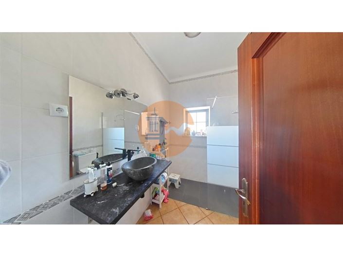 Image No.30-3 Bed House for sale