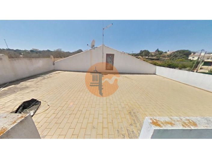 Image No.32-3 Bed House for sale