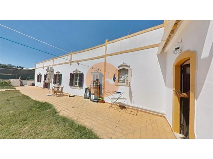 Image No.8-3 Bed House for sale