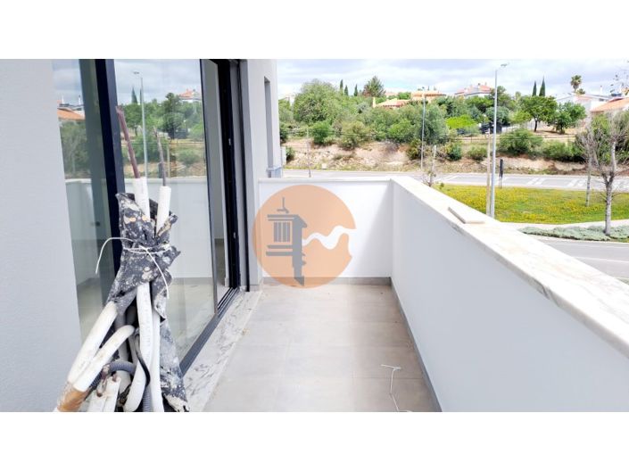 Image No.22-4 Bed Apartment for sale