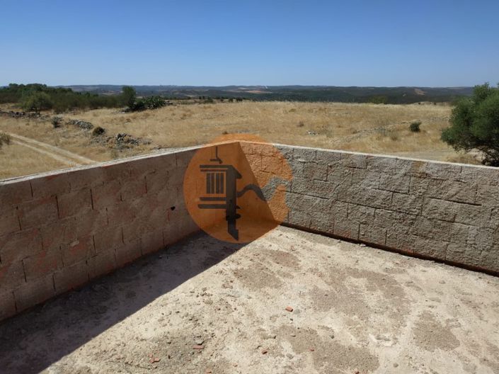 Image No.35-6 Bed House for sale