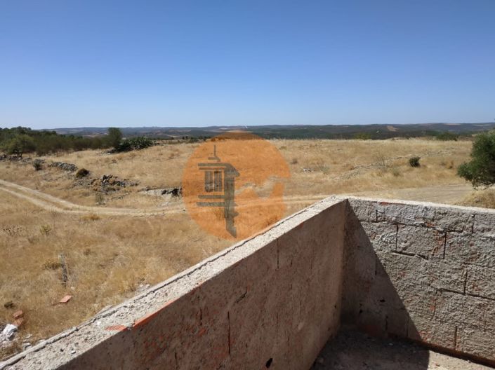 Image No.38-6 Bed House for sale