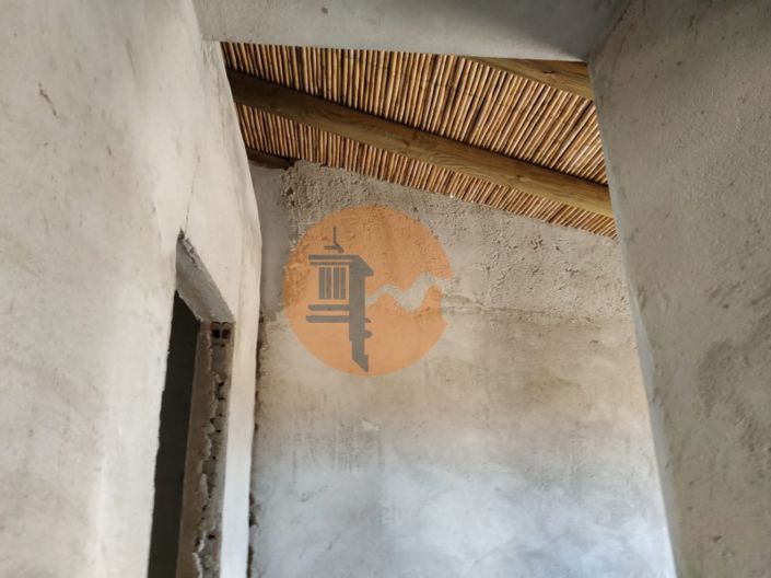 Image No.40-6 Bed House for sale