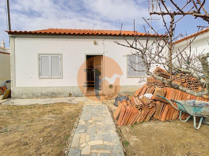 Image No.6-3 Bed House for sale