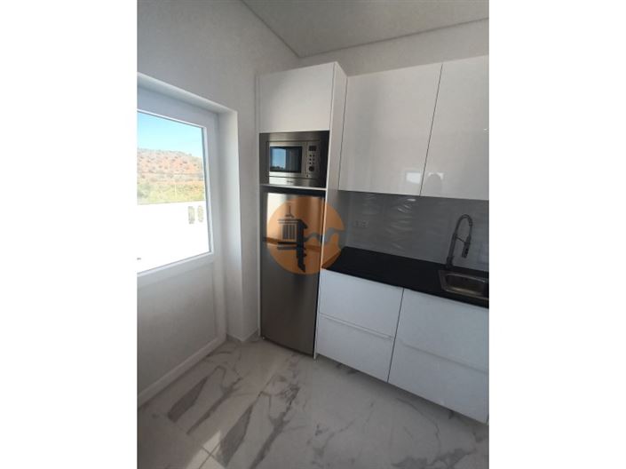 Image No.11-5 Bed House for sale