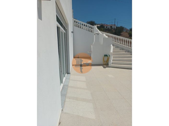 Image No.2-5 Bed House for sale