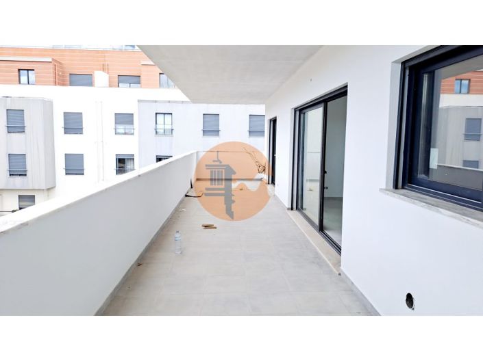 Image No.21-4 Bed Apartment for sale