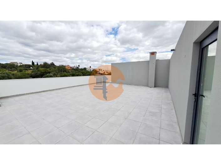 Image No.8-4 Bed Apartment for sale