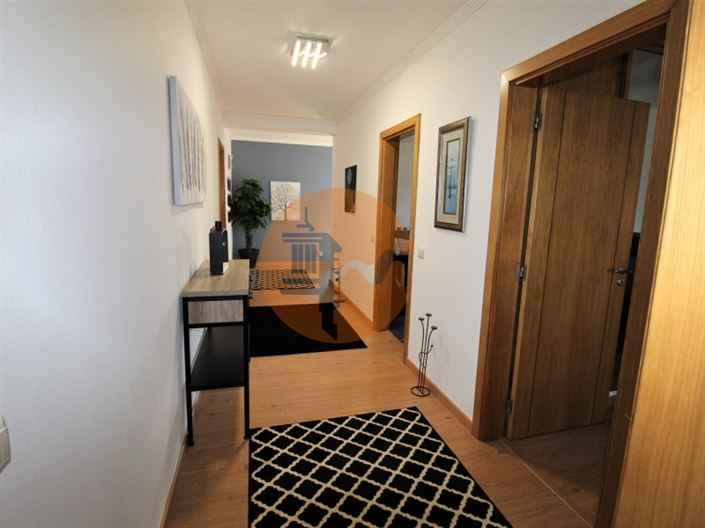 Image No.16-4 Bed House for sale