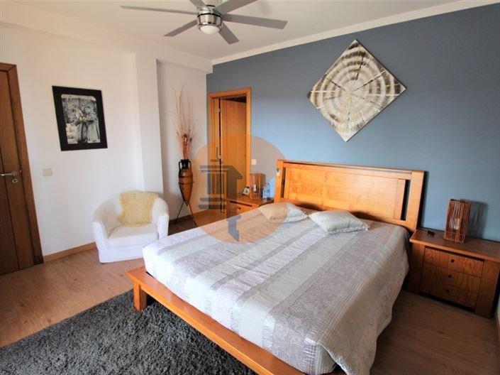 Image No.42-4 Bed House for sale